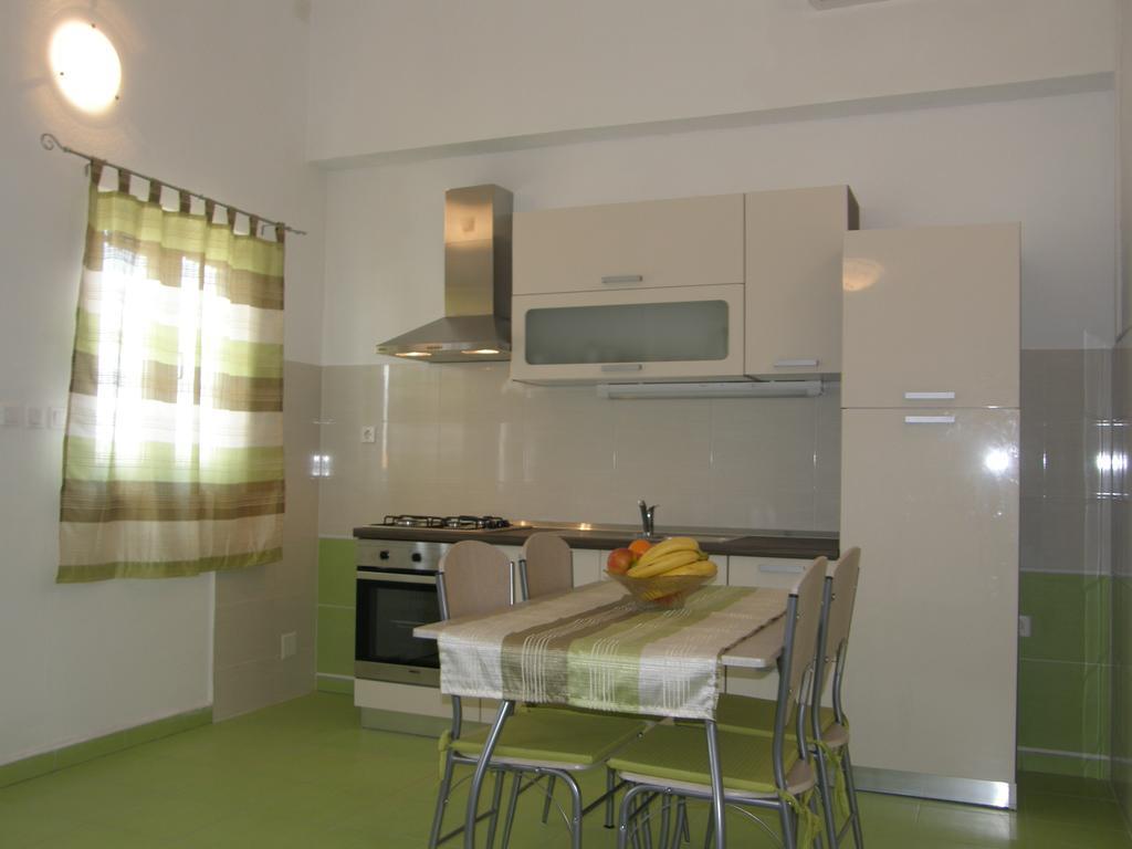 Apartments Marino Povljana Dış mekan fotoğraf